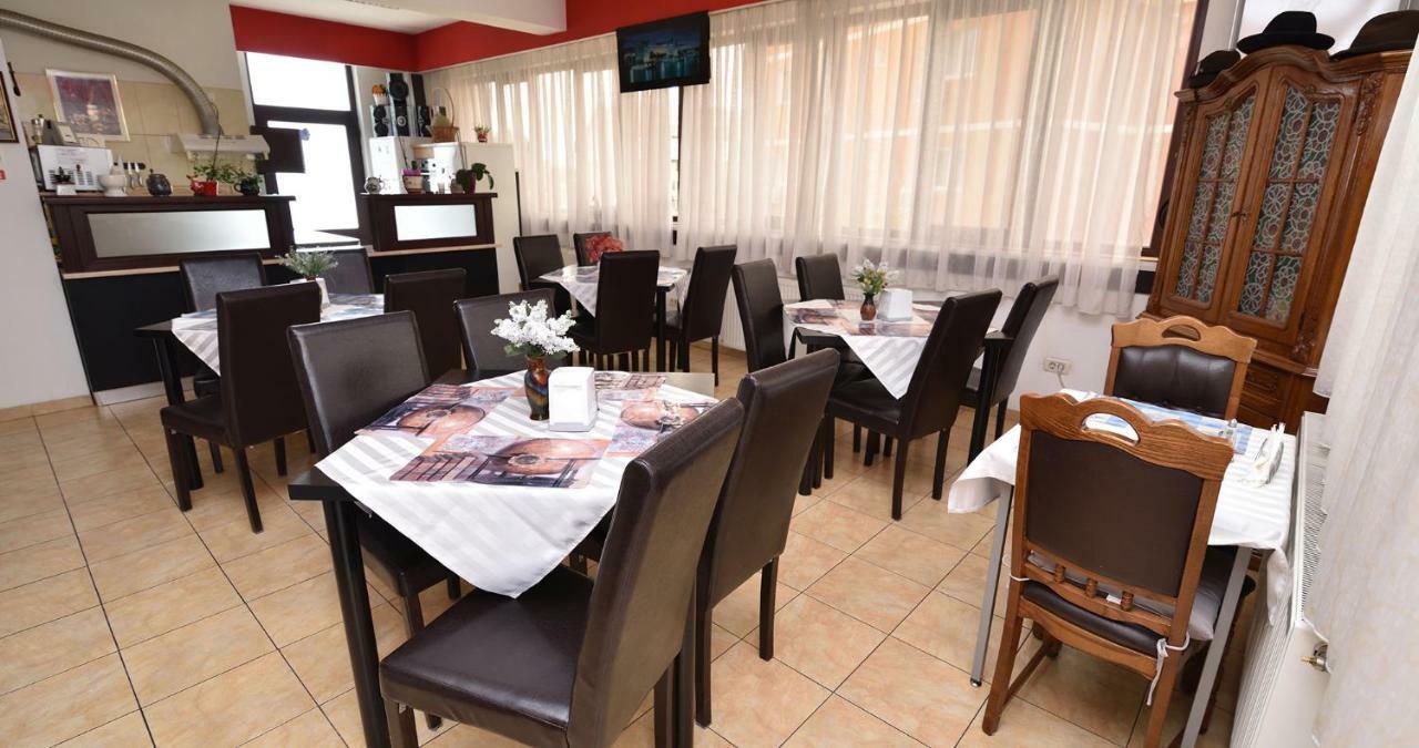 Hotel Taco Βουκουρέστι Εξωτερικό φωτογραφία