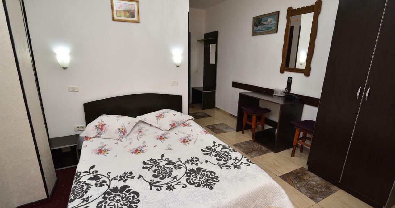 Hotel Taco Βουκουρέστι Εξωτερικό φωτογραφία