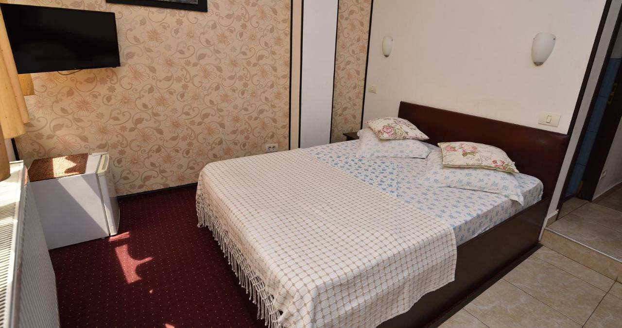 Hotel Taco Βουκουρέστι Εξωτερικό φωτογραφία